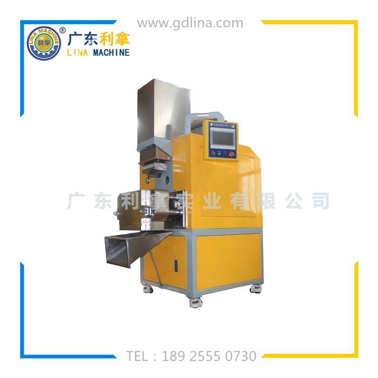 密煉機在現(xiàn)代工業(yè)中的應用與優(yōu)勢