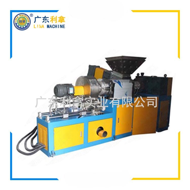 橡膠助劑母粒造粒機(jī)：開(kāi)啟橡膠助劑高效生產(chǎn)新時(shí)代